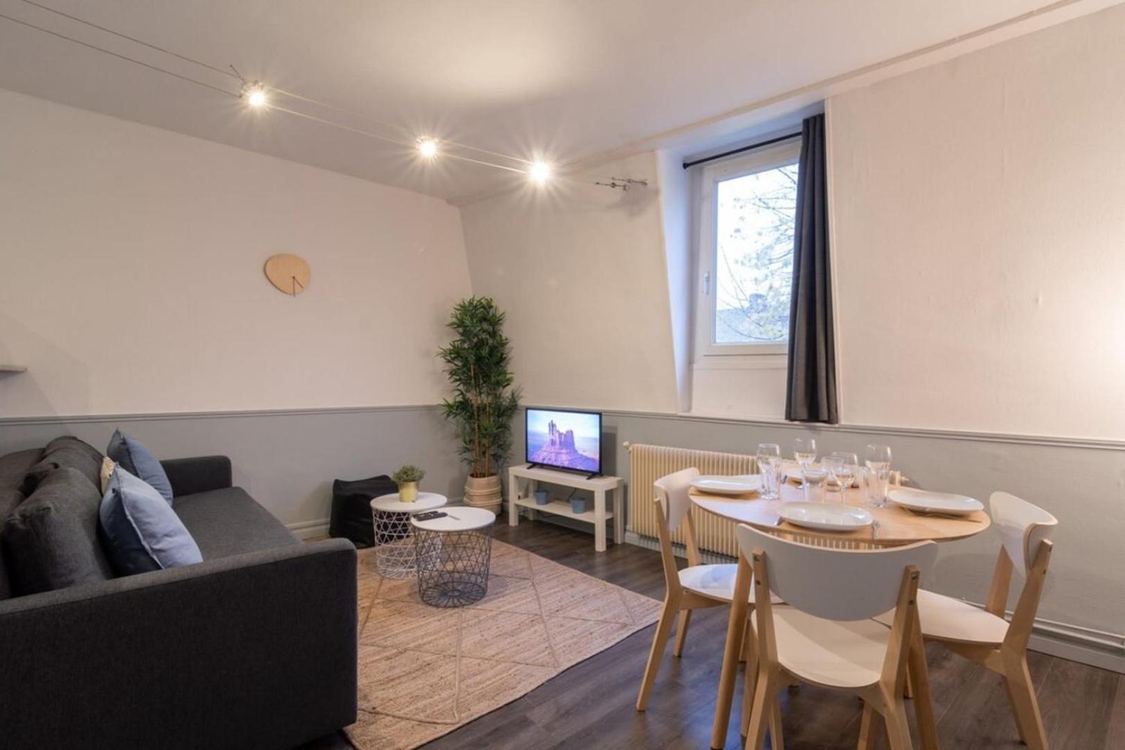 טורקואן Apartment Near The Train Station Ouigo Tgv מראה חיצוני תמונה